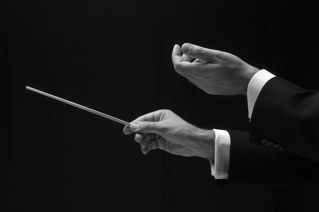 Ręce dyrygenta muzycznego