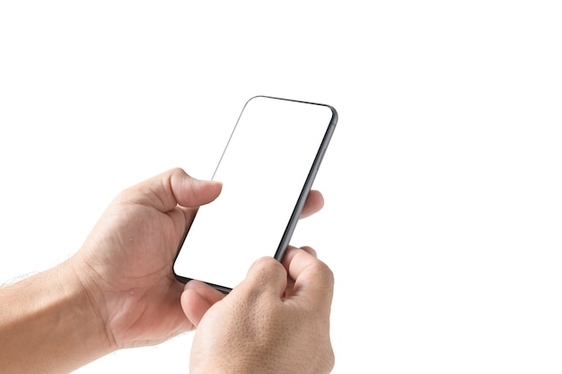 Ręka mężczyzny za pomocą smartfona z pustym ekranem, na białym tle na białej powierzchni