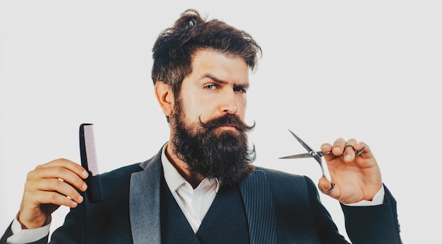 Retro brodaty mężczyzna portret mężczyzny z długą brodą i wąsami Nożyczki fryzjerskie dla fryzjera Vintage fryzjer golenie