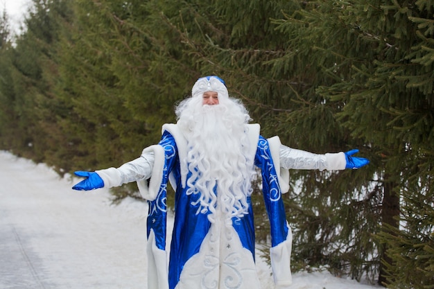 Rosyjski dziadek Frost - rosyjski Mikołaj. Świętujemy Nowy Rok w Rosji