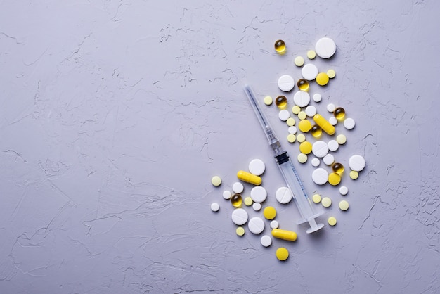 Zdjęcie różne tabletki, tabletki i kapsułki. różne leki