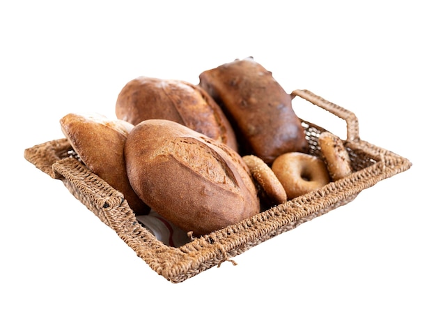 Zdjęcie różnorodność chleba w koszyku na białym tle