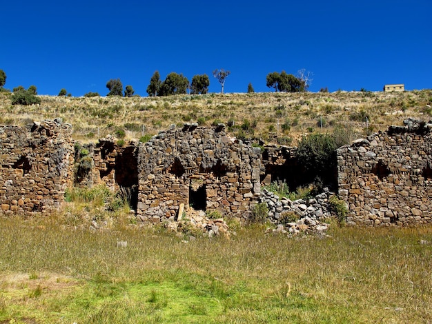 Ruiny Inków na Isla de la luna Jezioro Titicaca w Andach Boliwii