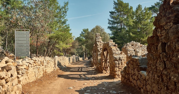 Zdjęcie ruiny olympos w turcji