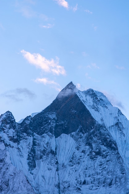 Rybi ogonu Halny szczyt w himalajach, Nepal