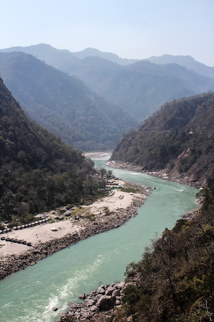 Rzeka Ganga w pobliżu Rishikesh Uttarkhand Indie