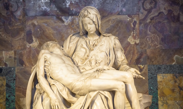 Rzym, Państwo Watykańskie - 28 Sierpnia 2018: Pieta Di Michelangelo (szkoda), 1498-1499, Znajduje Się W Bazylice świętego Piotra W Rzymie