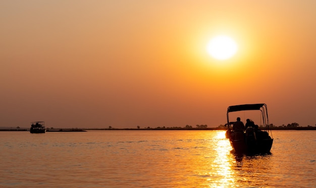 Safari łodzią w Parku Narodowym Chobe Botswana