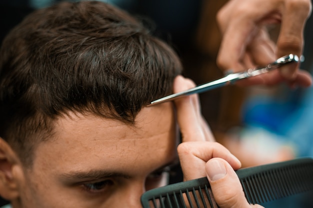 Salon fryzjerski i salon fryzjerski