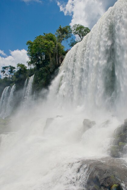 Salto Bossetti w wodospadzie Iguazu