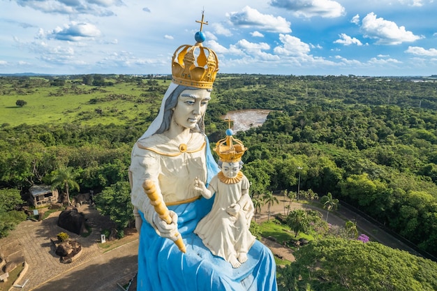 Salto Sao PauloBrazylia około lutego 2023 r. Widok z lotu ptaka na Pomnik Patronki Salto