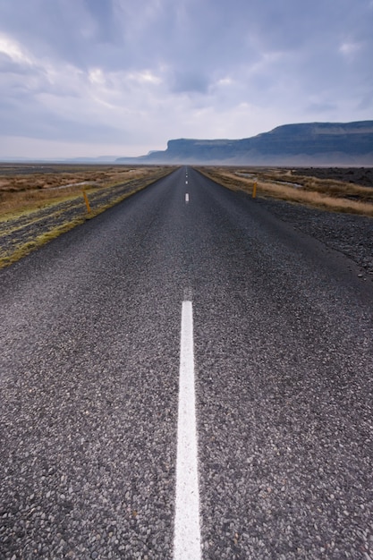 Samotna Autostrada Bez Końca