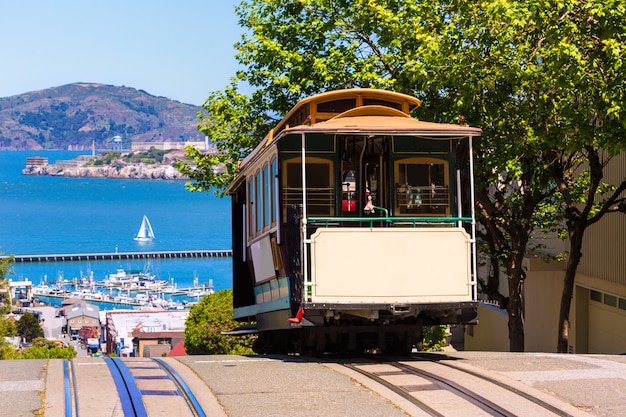 San Francisco Hyde Street Cable Car w Kalifornii