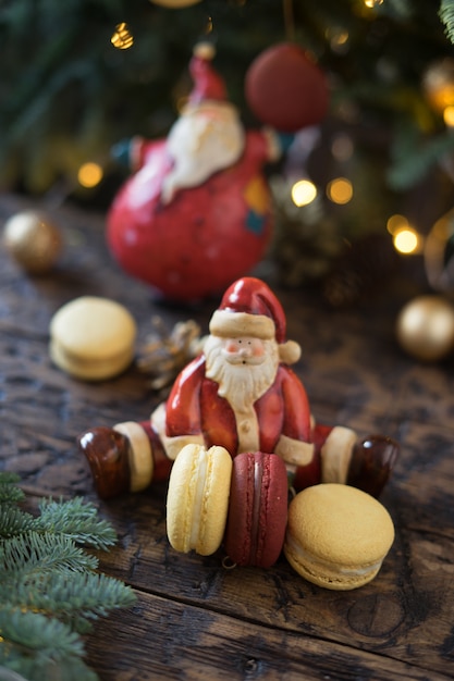 Santa zabawka z macaron