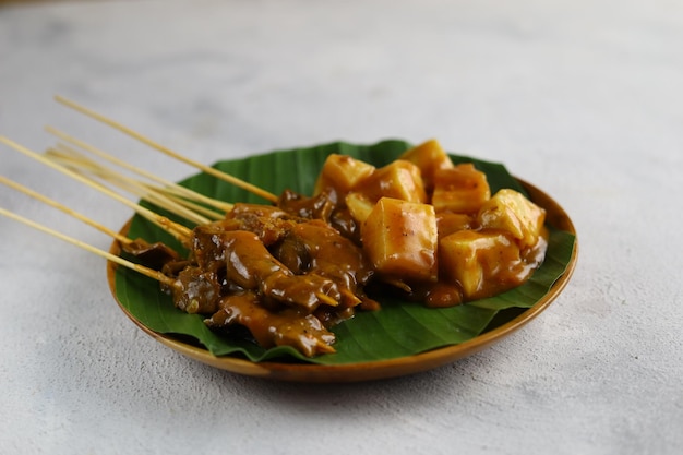 Sate Padang Pikantny satay wołowy z Padang West Sumatra Indonezja