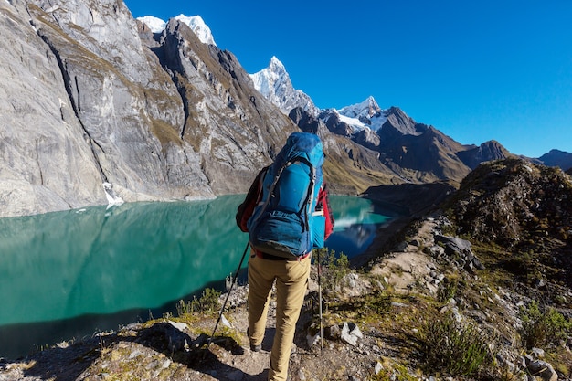 Scena Wędrówki W Górach Cordillera, Peru