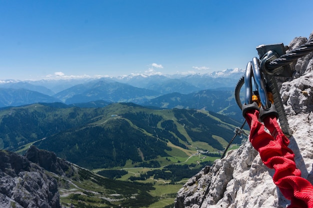 Sceniczny widok gór na tle nieba