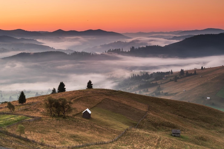 Zdjęcie sceniczny widok gór na tle nieba