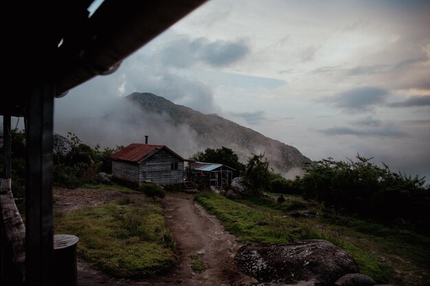 Zdjęcie sceniczny widok krajobrazu na tle nieba z góry mulanje w malawi