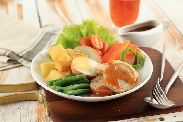 Selat Solo Galantine jawajski stek