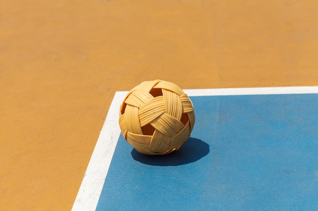 Sepak takraw piłkę