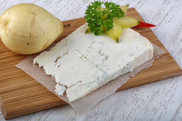 Ser Gorgonzola z gruszką