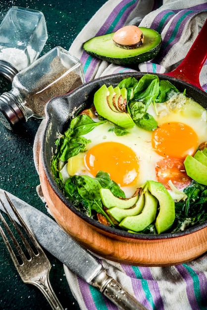 Shakshuka Z Zielonymi Warzywami