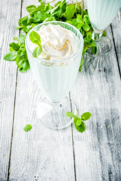 Shamrock Shake miętowy