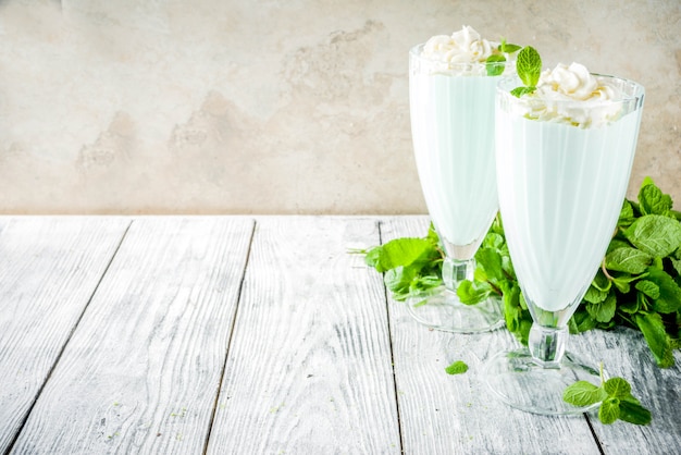 Shamrock Shake miętowy