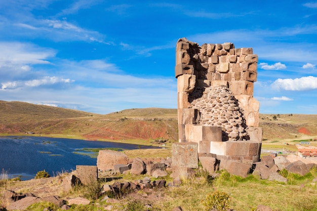 Sillustani, jezioro Umayo