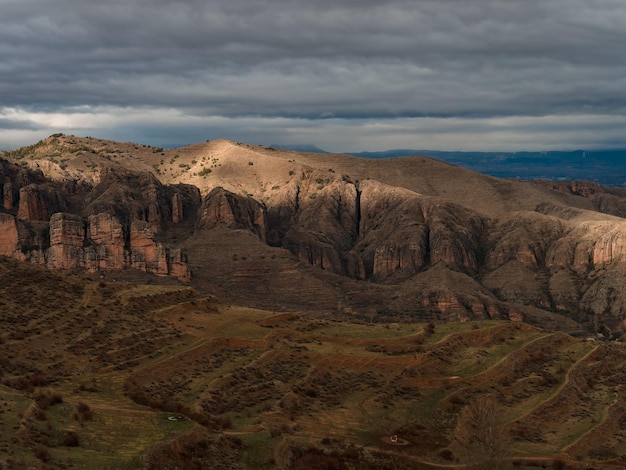 Skalny kanion w górach viguera la rioja Hiszpania diciembre 2021