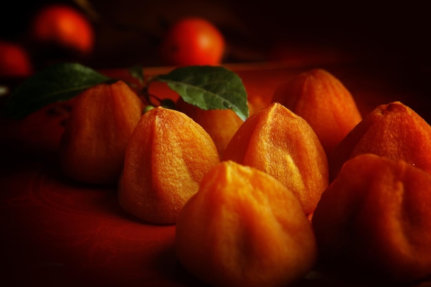 Słodkie i wilgotne półsuszone persimmon suszone liście persimmon i persimmon