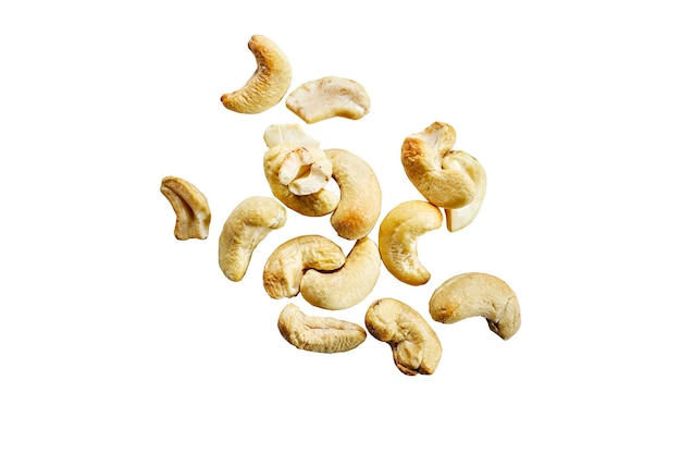 Słodkie orzechy cashew na białym tle