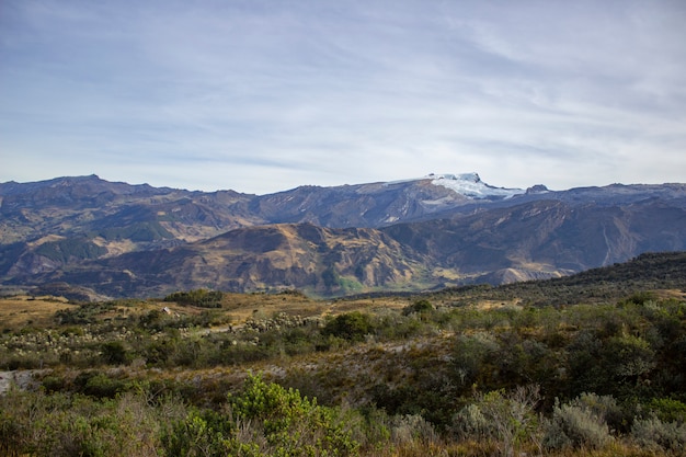 Zdjęcie słoneczny dzień w sierra nevada del cocuy