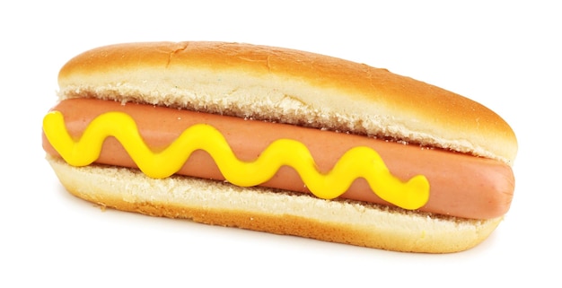 Smaczny hot dog na białym tle