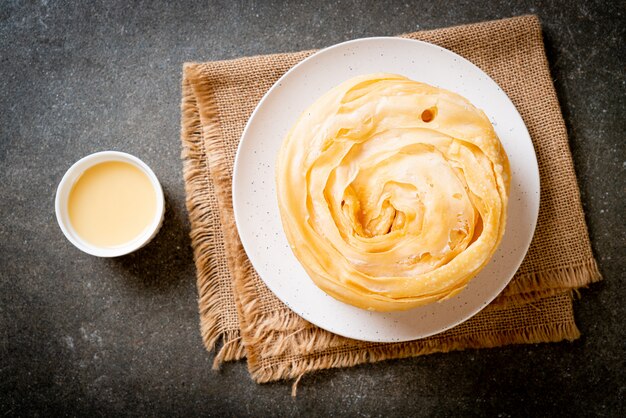 Smażone Chrupiące Ciasto Roti