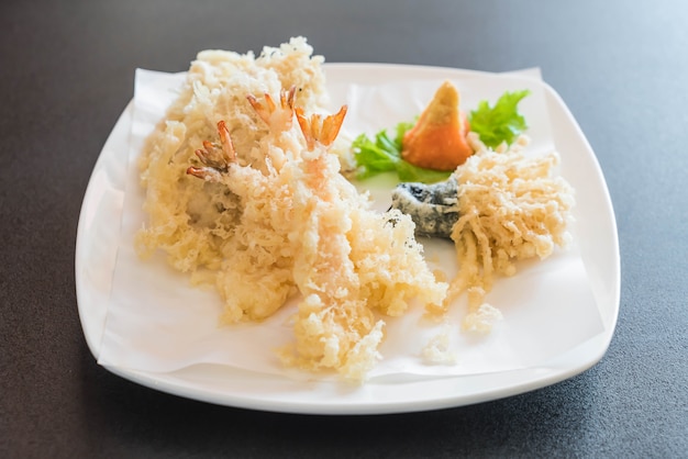 smażone krewetki (tempura)