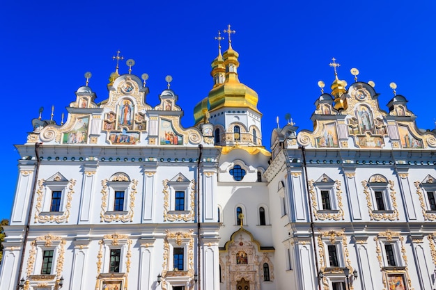 Sobór Zaśnięcia Matki Bożej ławry Peczerskiej Kijowski Klasztor Jaskiń Na Ukrainie