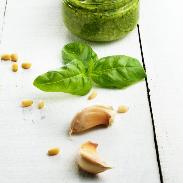 Sos pesto