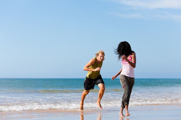 Sport para gra na plaży