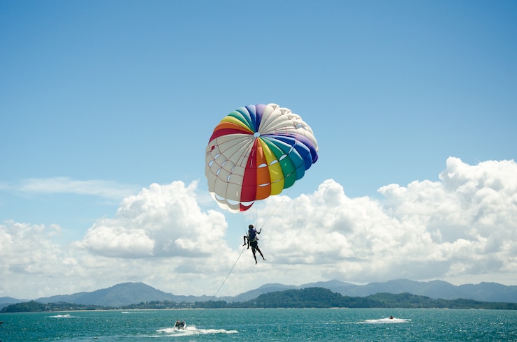 Zdjęcie sportowe parasailing