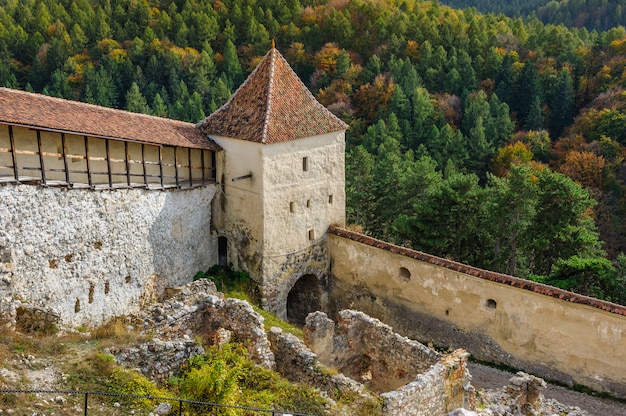 Średniowieczny forteca w Rasnov, Transylvania, Brasov, Rumunia