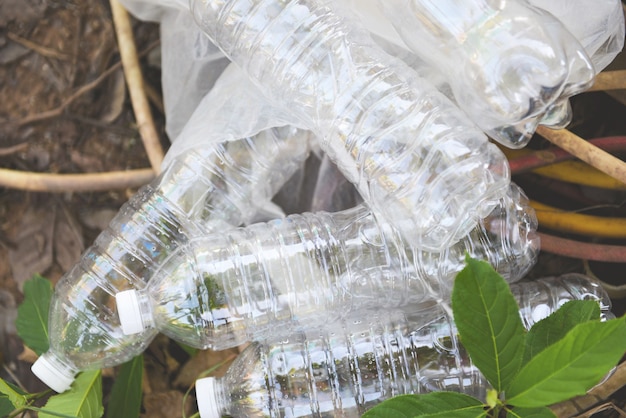 Środowisko Zanieczyszczenia Butelek Plastikowych / Gospodarka Odpadami Z Recyklingu