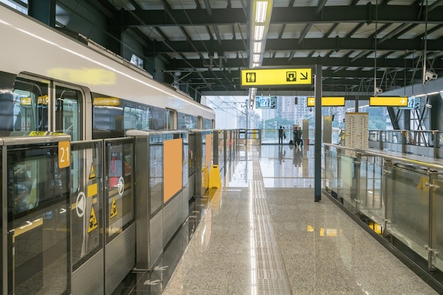 Stacja metra w chongqing, chiny