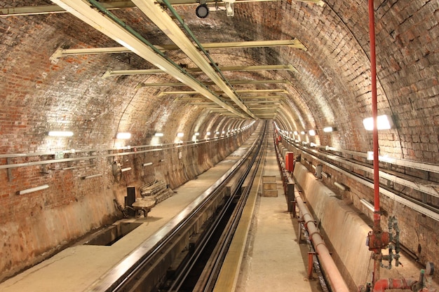 Zdjęcie stara linia tunelowa z karakoy do ulicy istiklal w stambule