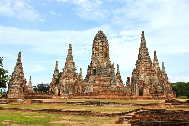 Stara świątynia Wat Chaiwatthanaram Ayutthaya prowincja, Tajlandia