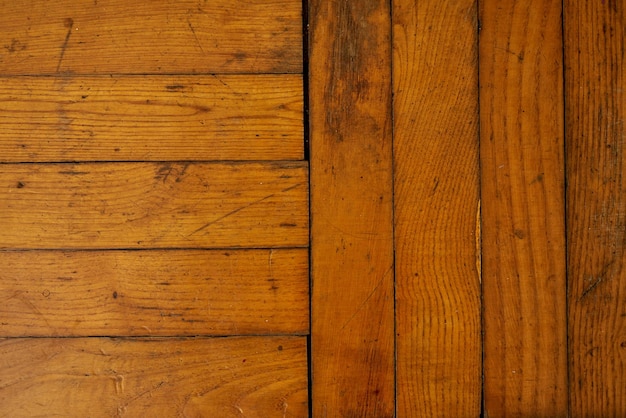 Stare drewniane płytki podłogowe