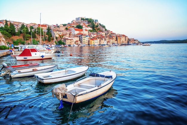 Stare Miasto Sibenik W Dalmacji, Chorwacja.