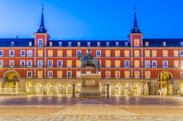 Stare miasto w Madrycie Plaza Mayor w Hiszpanii