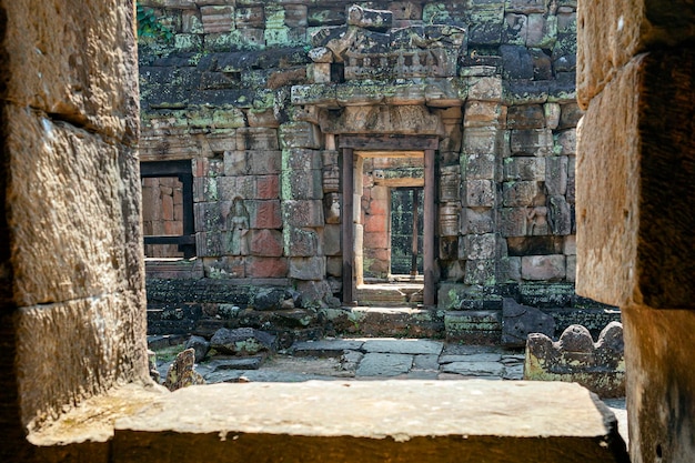 Starożytna architektura Khmerów kompleks Angkor Wat Siem Reap Kambodża miejsca podróży